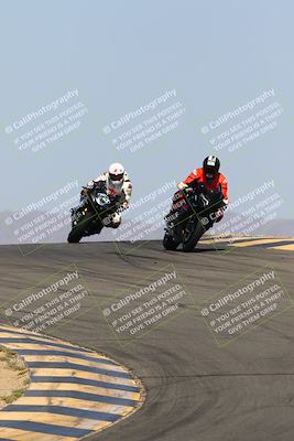 media/Mar-28-2022-Superbike Trackdays (Mon) [[b8603d0f67]]/Open Track Time/Turns 9 and 10/